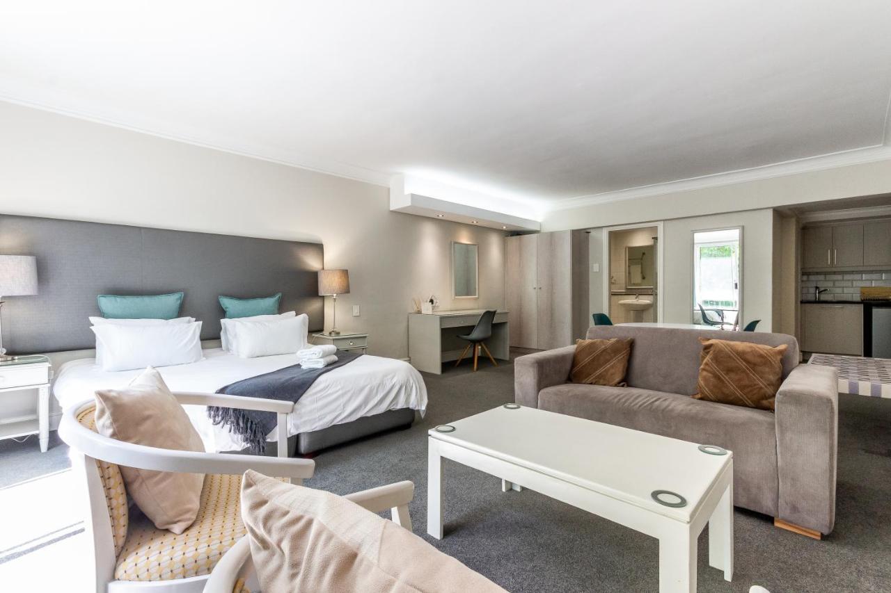 Trendy Apartment In Thibault Square City Centre Кейптаун Екстериор снимка